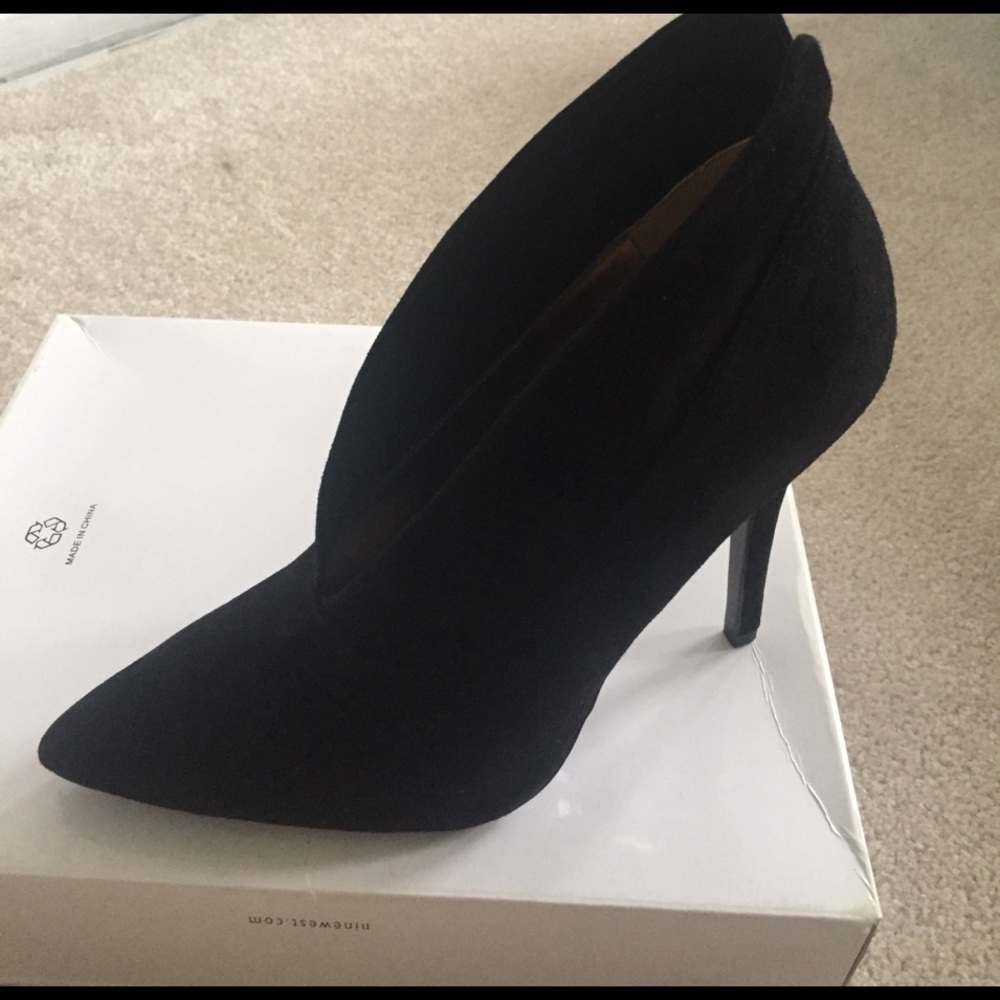 Nine West black heels