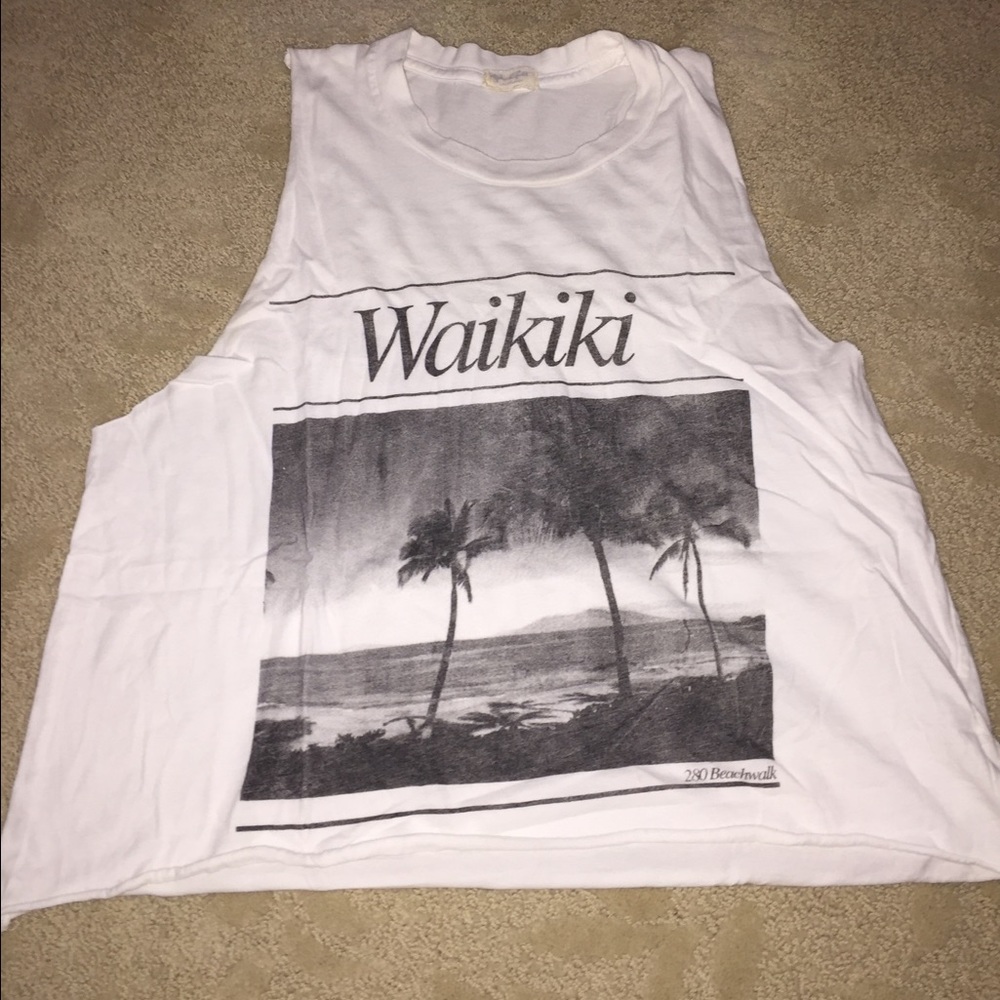 brandy melville/john galt waikiki graphic muscle t