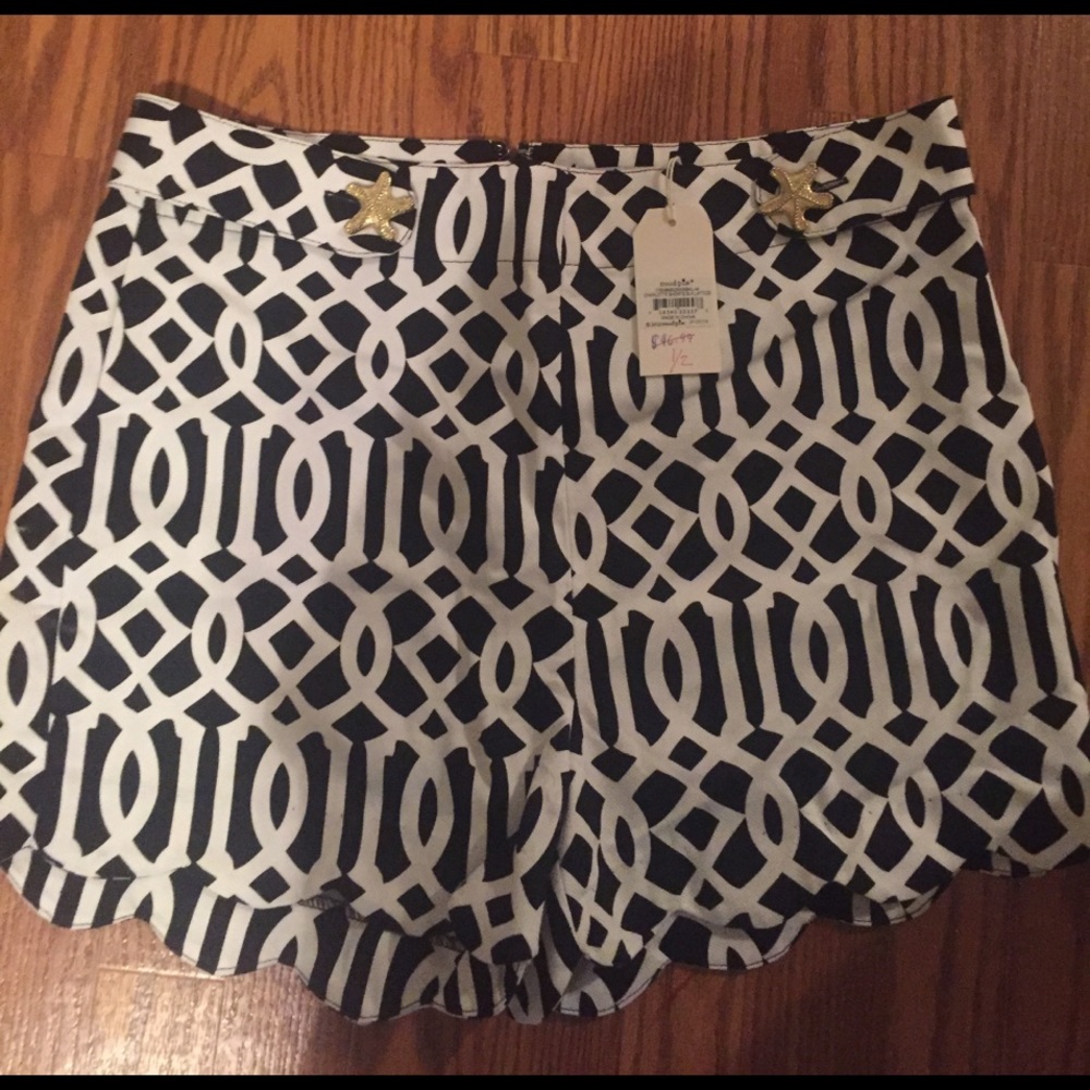 Mud pie shorts