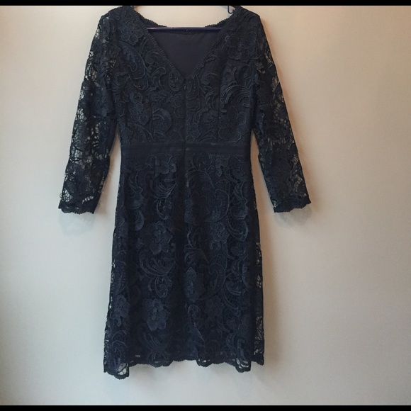 long sleeve black dress - Picture 2 of 2