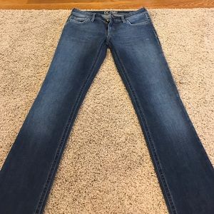 DL1961 straight leg Kate style jeans