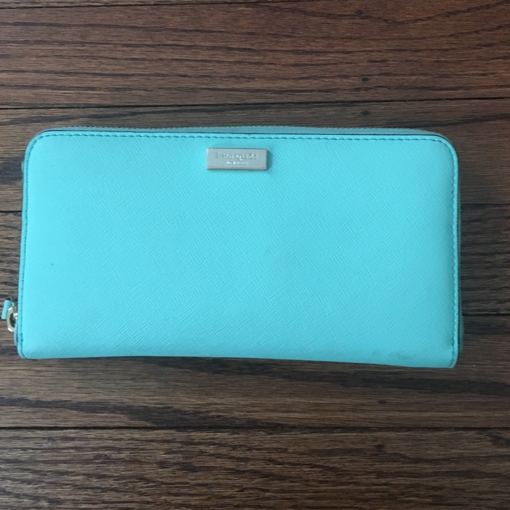 Kate Spade zip wallet