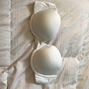 White strapless bra