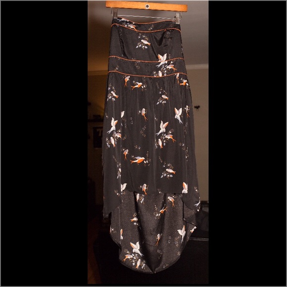 American Rag Dresses & Skirts - Bird Design Hi-Low