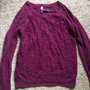 Maroon sweater