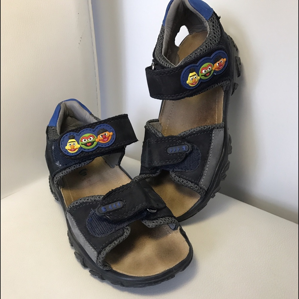 Boy's sandals