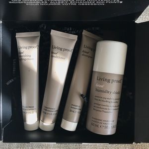 Sephora beauty insider sample box Living proof