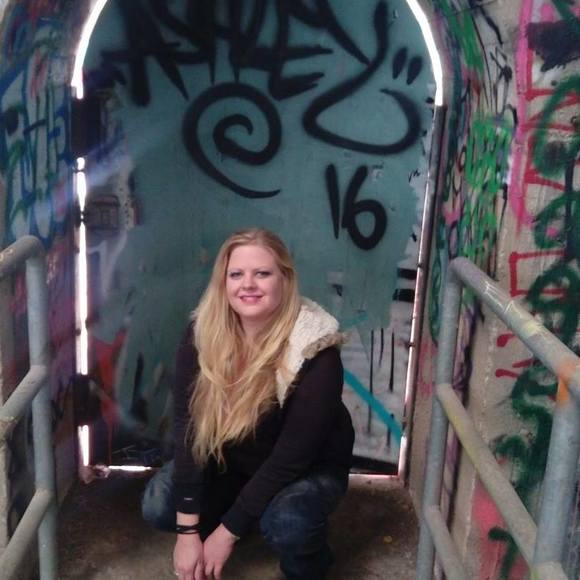 Meet your Posher, Ashley - Picture 1 of 1