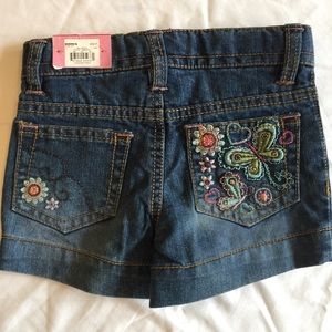 Girls butterfly Denim shorts nwt