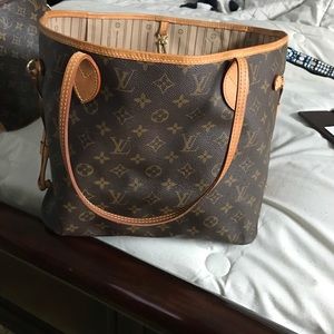 Never full Louis Vuitton tote