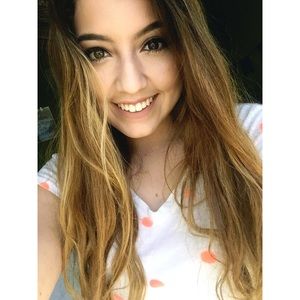 Meet your Posher, Ariana