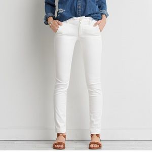 American Eagle White Skinny Twill Pants