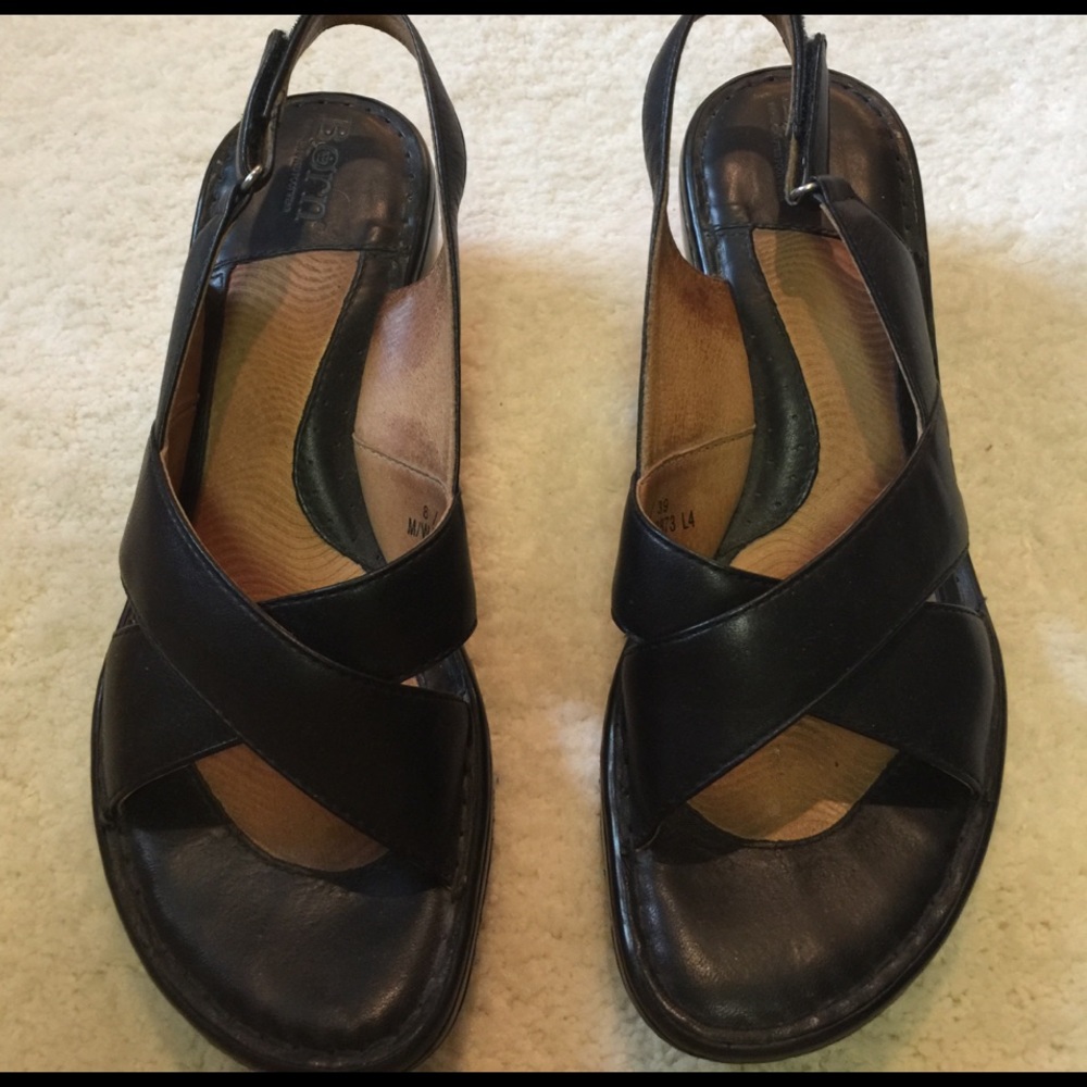 Born sandals size 8 comfy really nice shape!