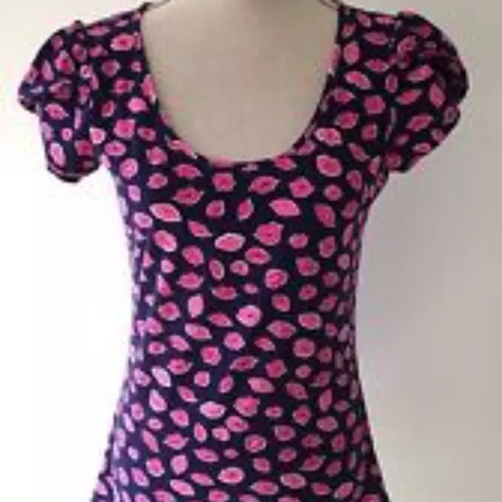 love kiss lipstick top rare vintage print