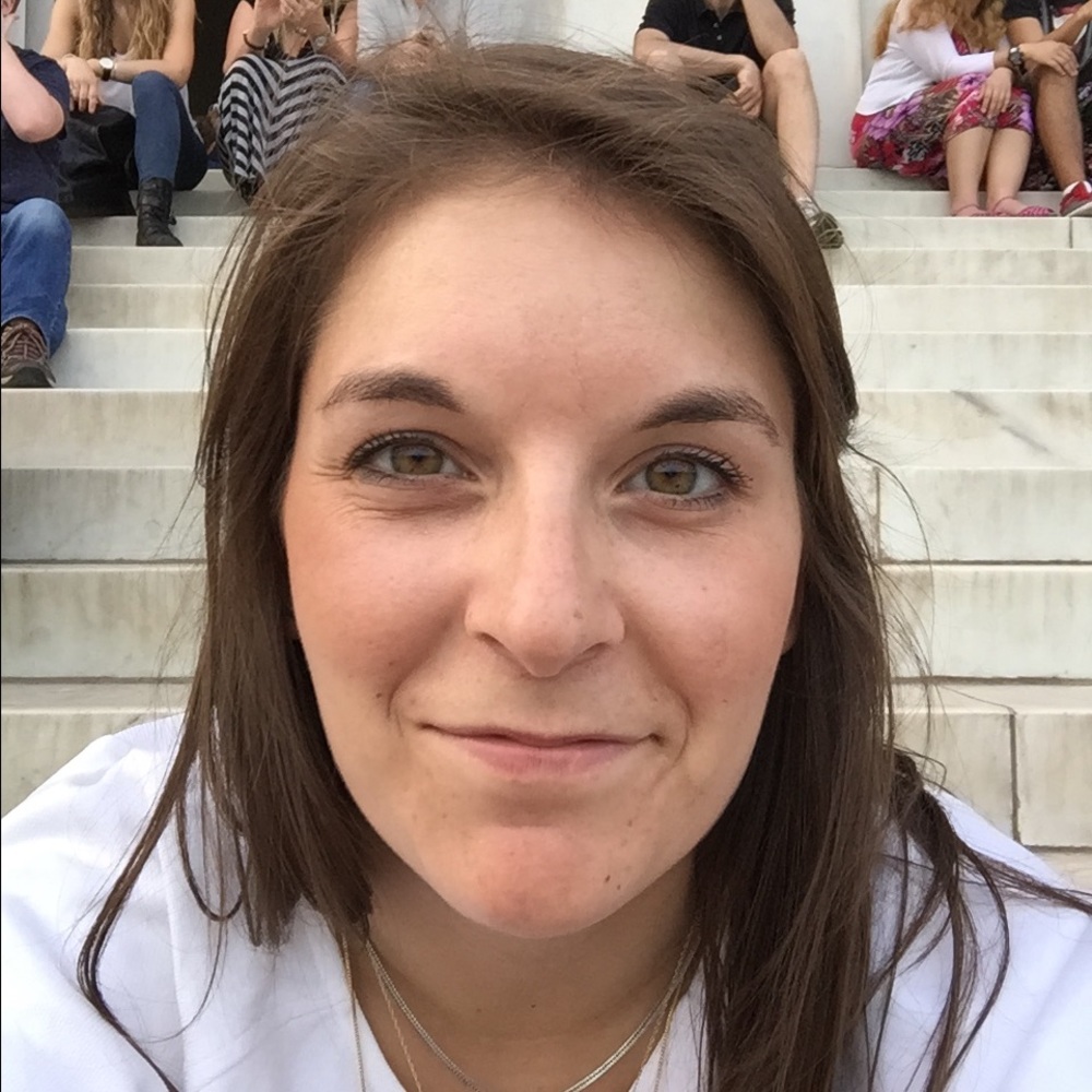 Meet your Posher, Lindsey