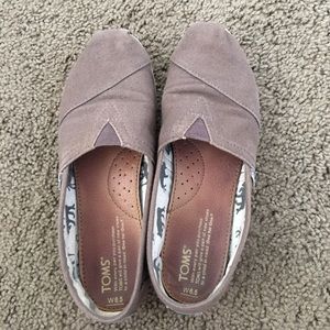 Used Grey Toms Shoes