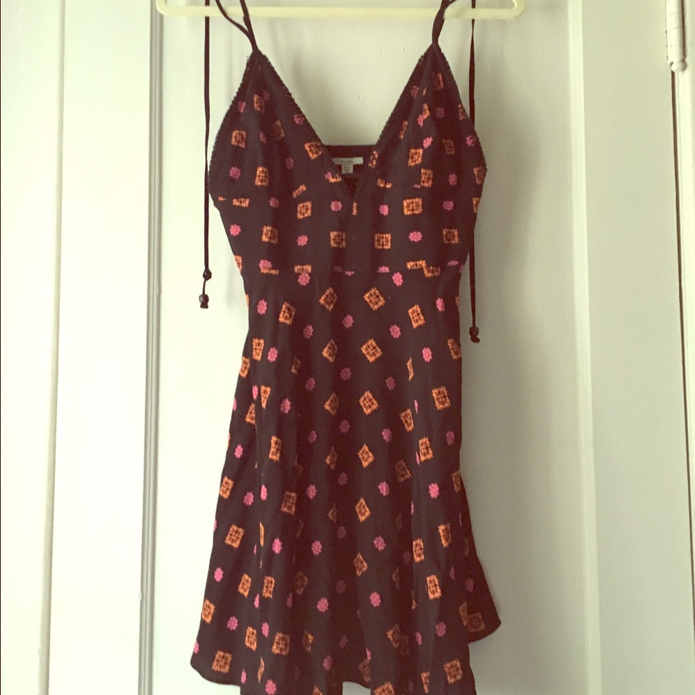Ecote size 6 halter dress.