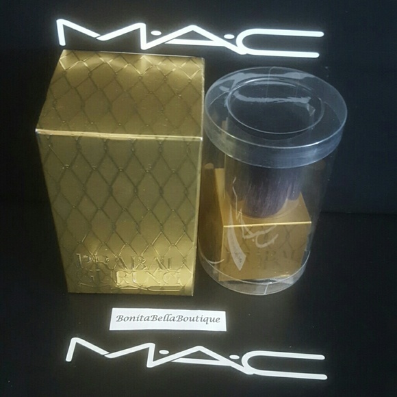 MAC PRABAL GURUNG BUFFER BEUSH NEW IN BOX