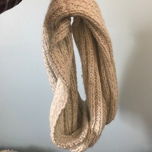 White/silver fashion scarf