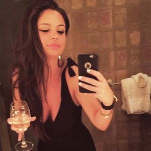 Meet your Posher, Savannah