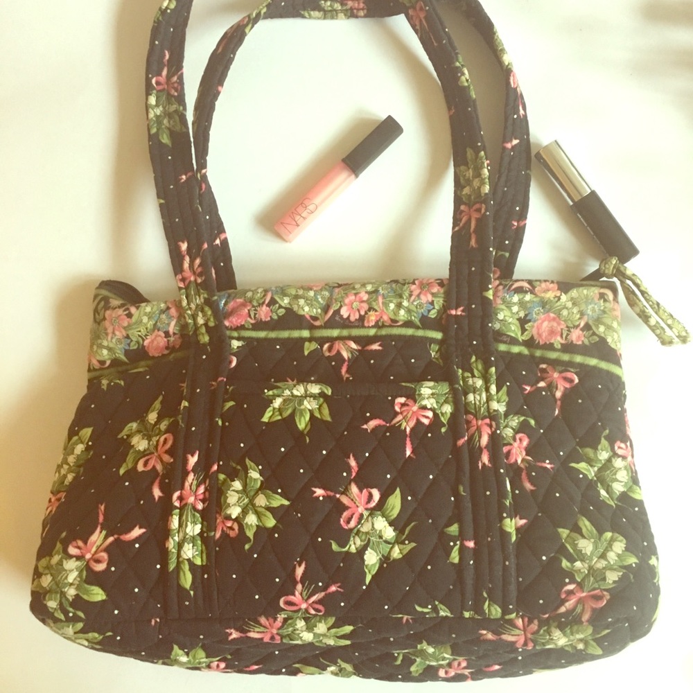 VERA BRADLEY LILY OF THE VALLEY TOTE
