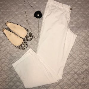 Crown&Ivy White Cropped Pants