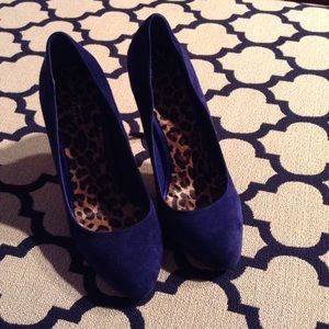 Aldo Blue Sueded Shoes