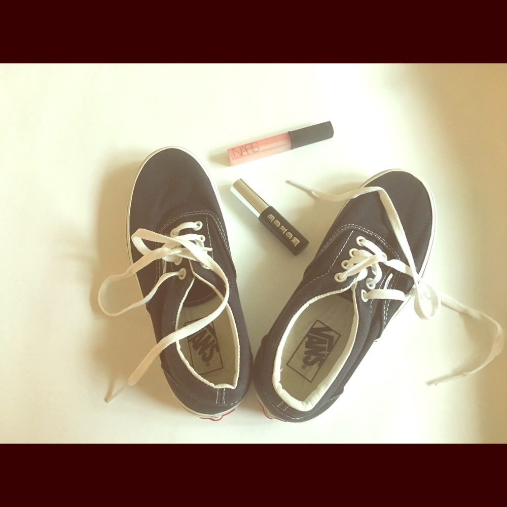 VANS UNISEX NAVY SNEAKERS