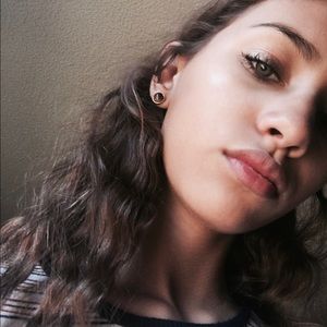 Meet your Posher, Summer