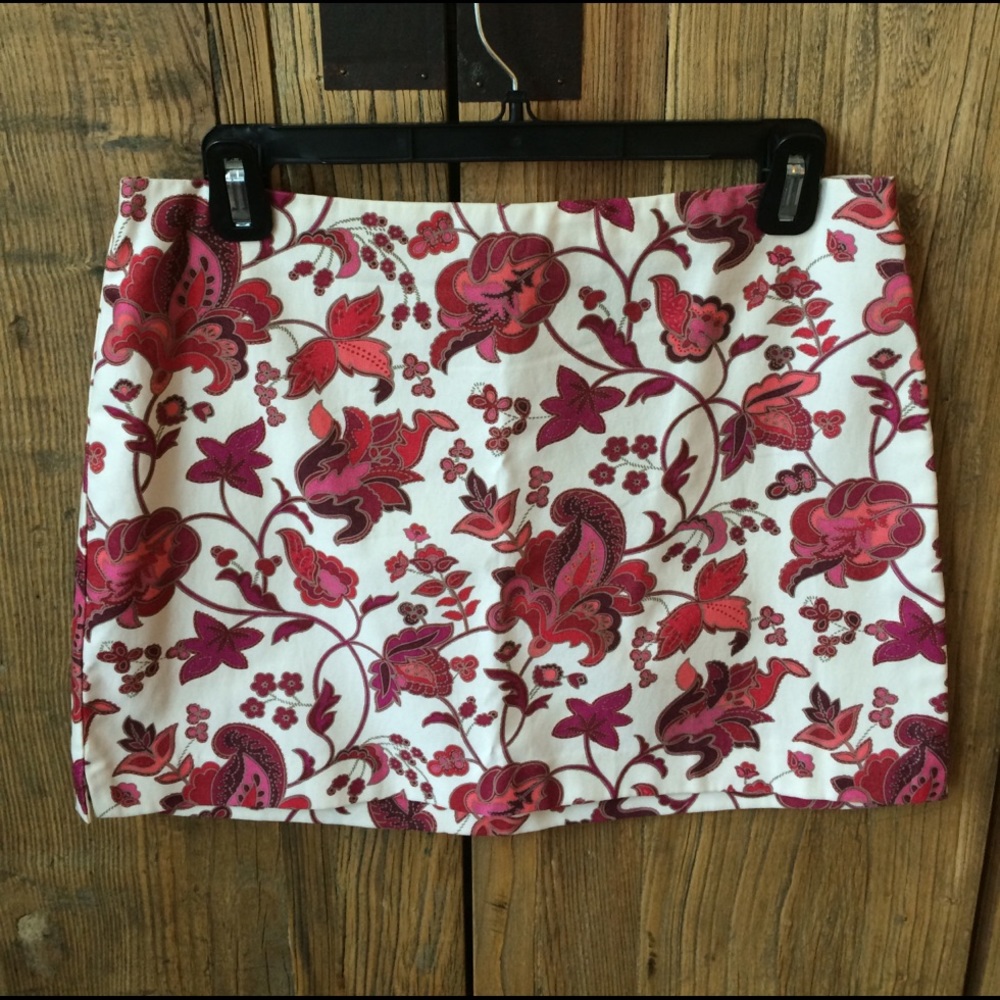 Paisley mini skirt