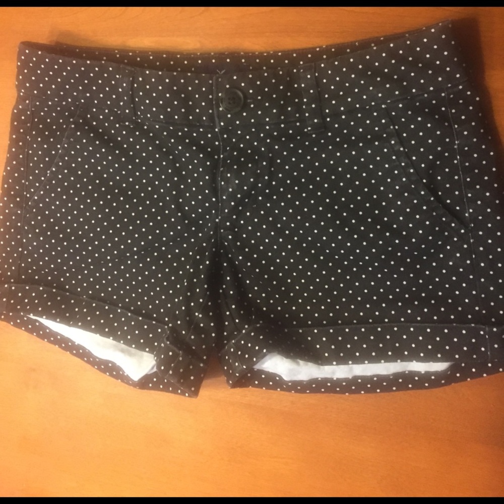 Juniors polka dot shorts