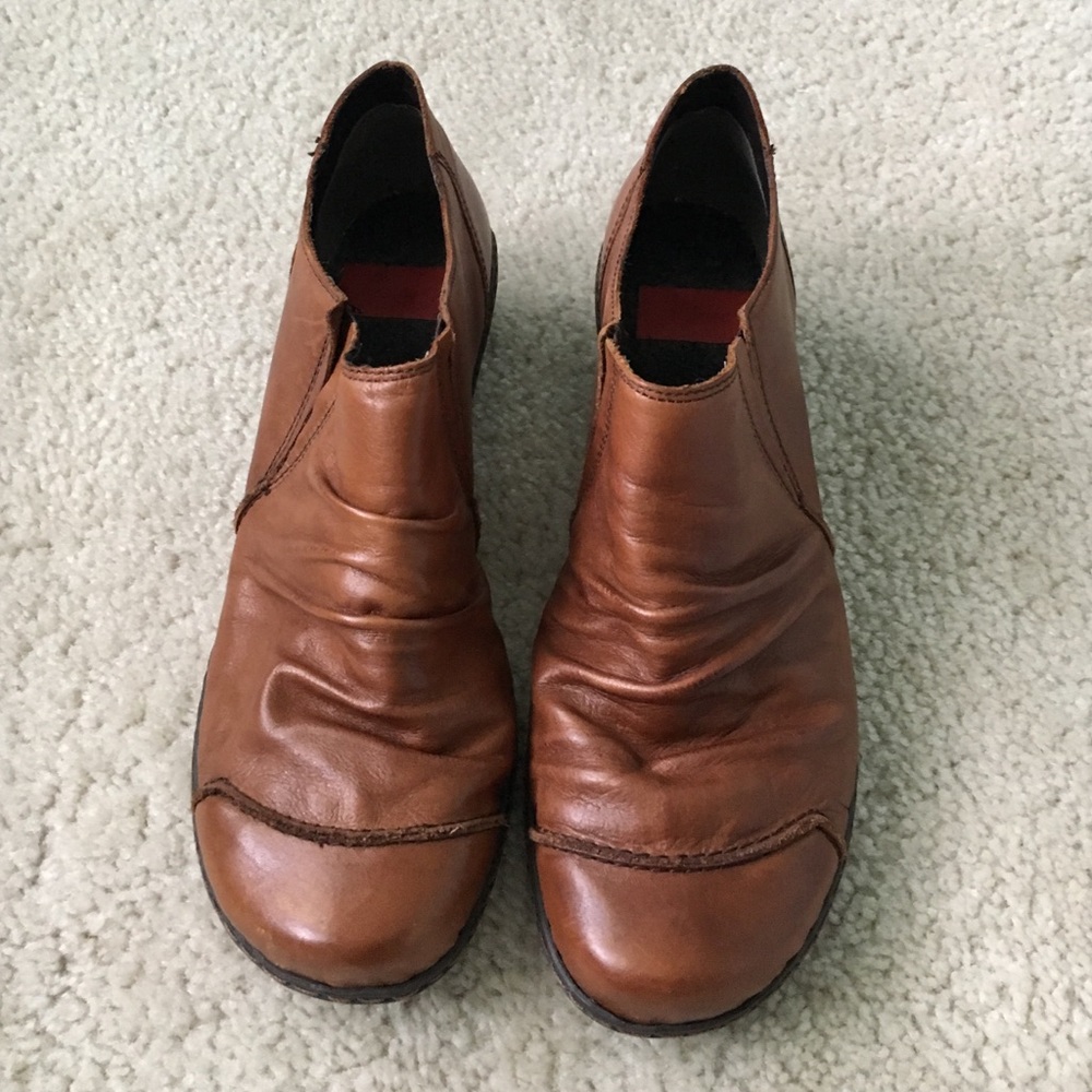 Reiker shoes BNWOT.