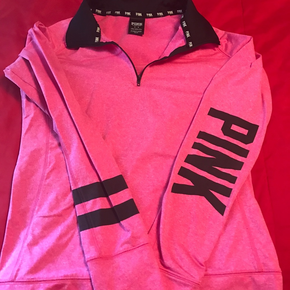 Pink Victoria Secret Sold ✌🏼️✌🏼️✌🏼️