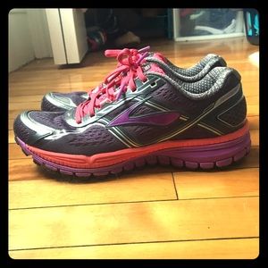 Brooks ghost running shoes!