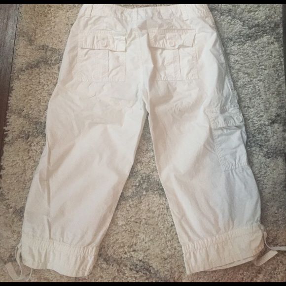 2 pairs of Gap Capri Cargo Pants! - Picture 5 of 7