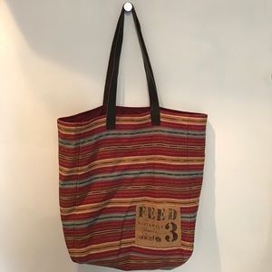 Feed market tote
