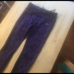 Nike DriFit workout/yoga pants