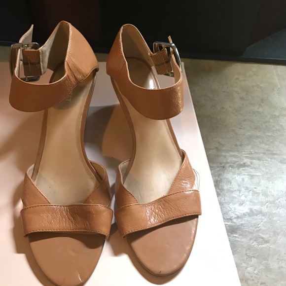 Nine West wedge - Picture 1 of 2