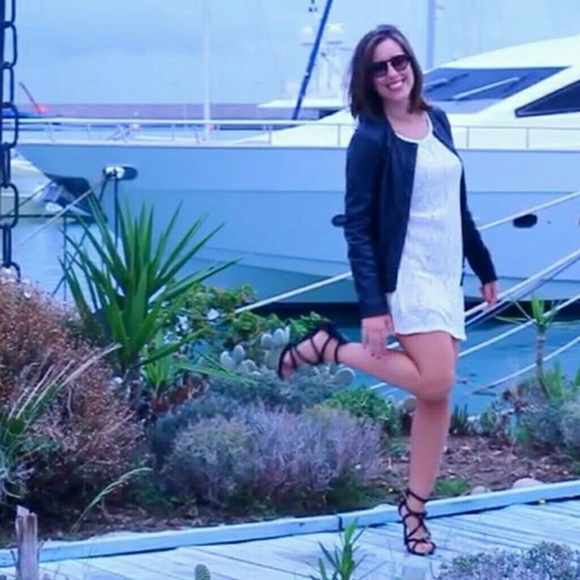 NEW Heels BROWN Criss Cross Sandal Heels - Picture 4 of 6