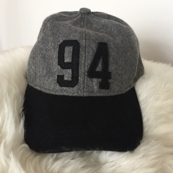Old Navy Accessories - Felt Baseball Hat NWOT