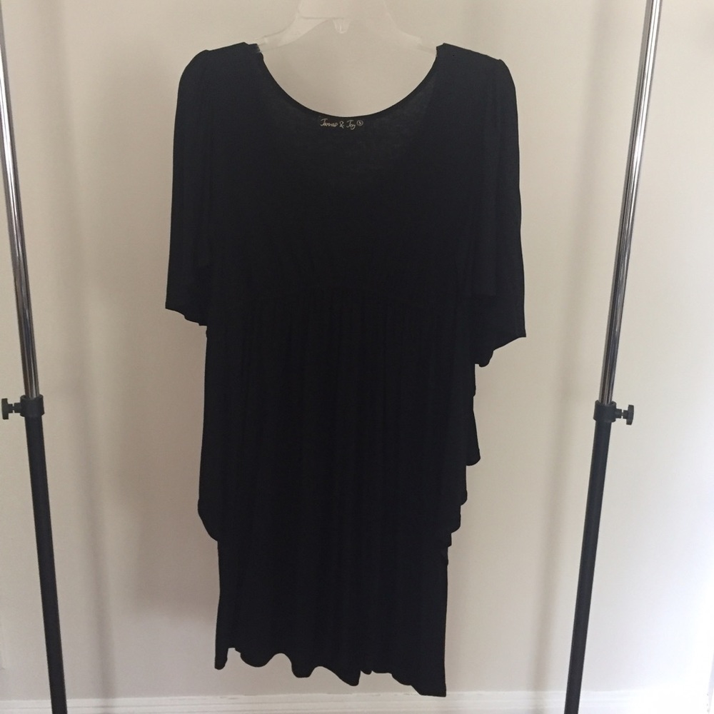 Batwing James & Joy dress