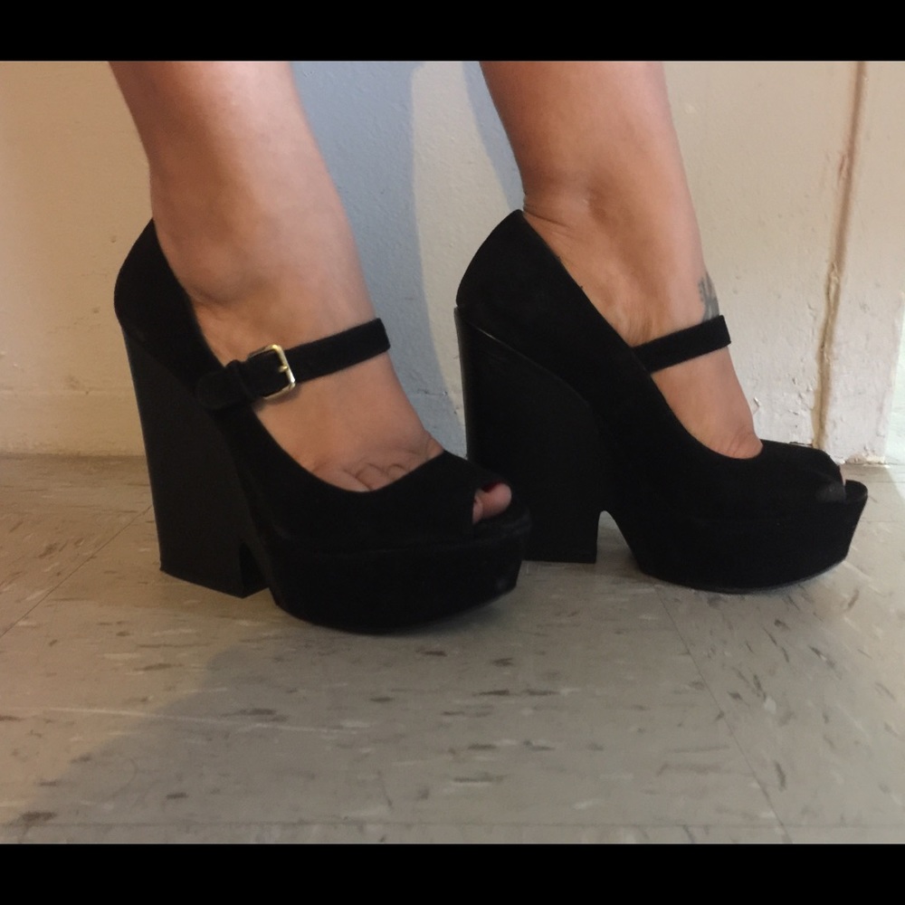 Nockout - Picture 2 of 3