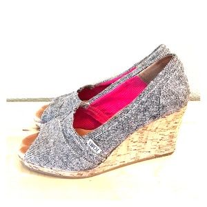 Toms wedges