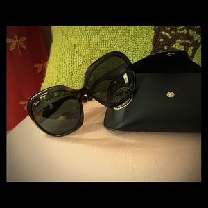 Ray-Ban authentic Jackie Ohh II sunglasses