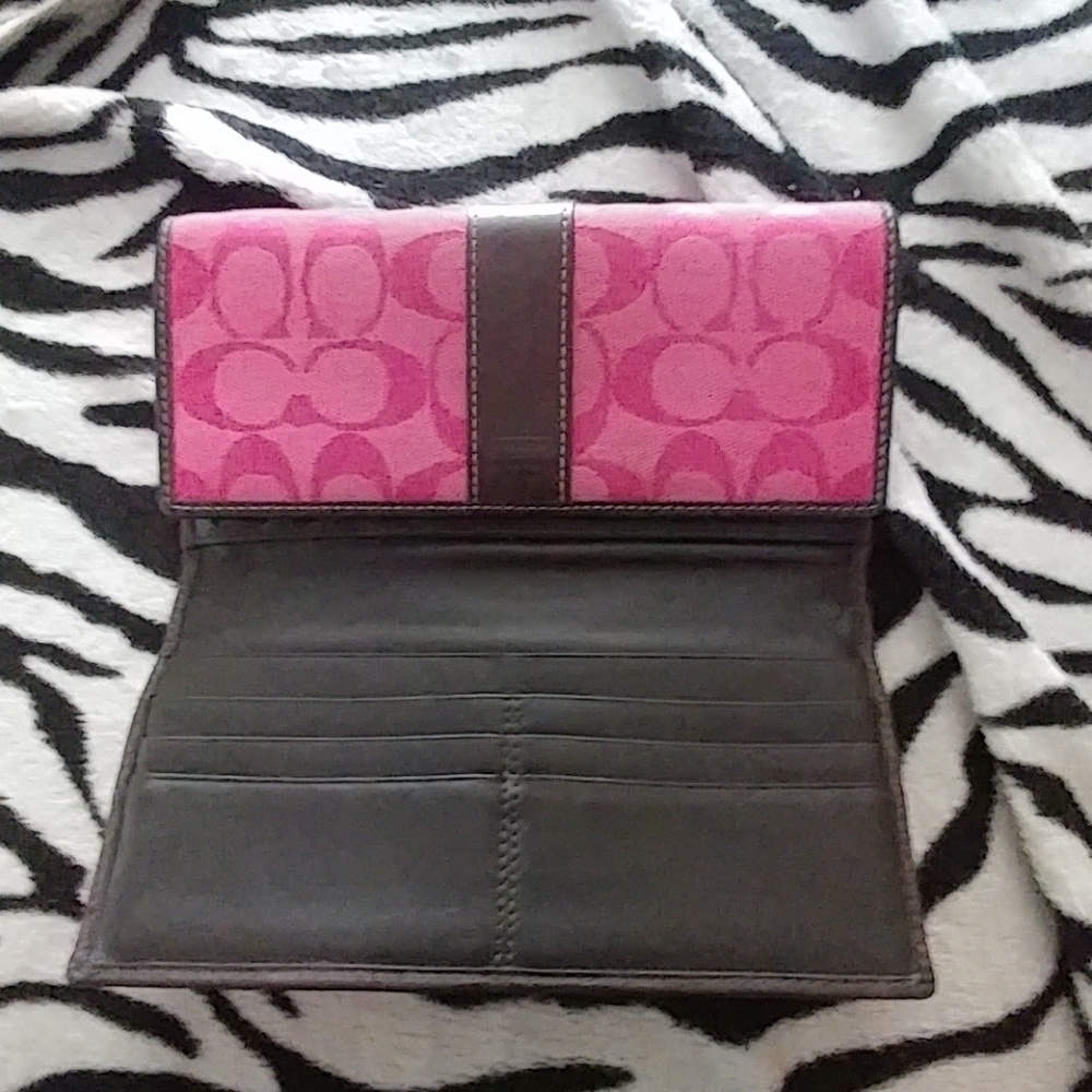 Wallet coach excellent condition
