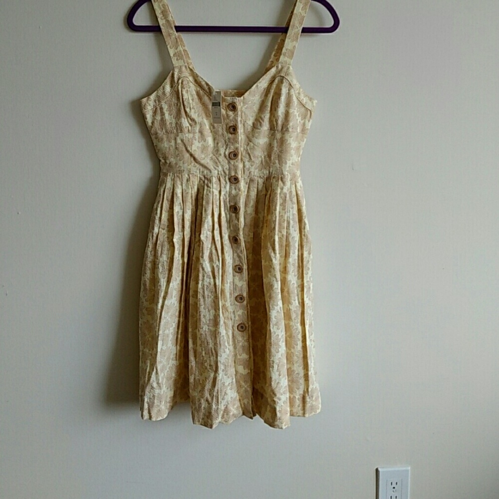 Cute new Maeve summer dress