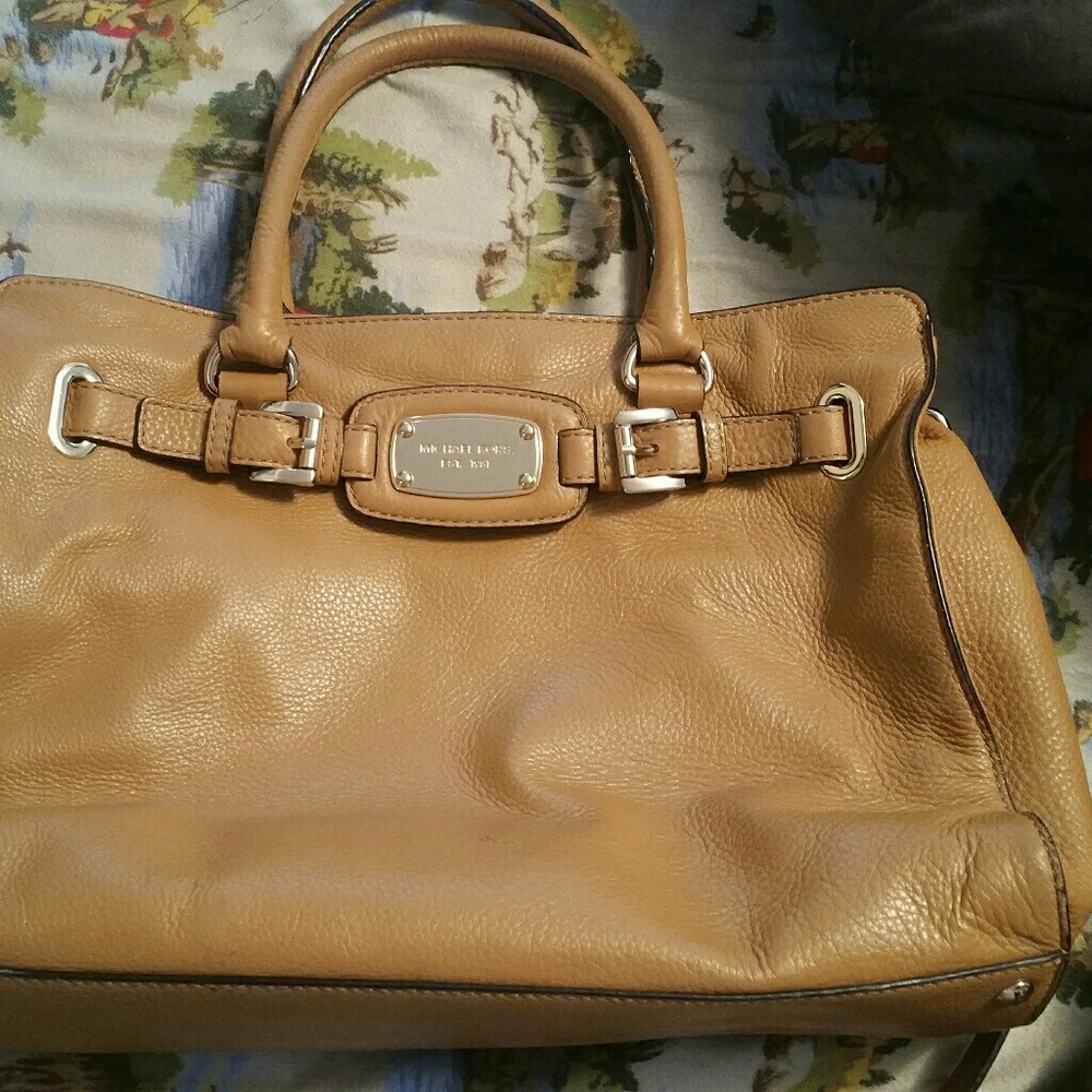 Like new Authentic MK Hamilton