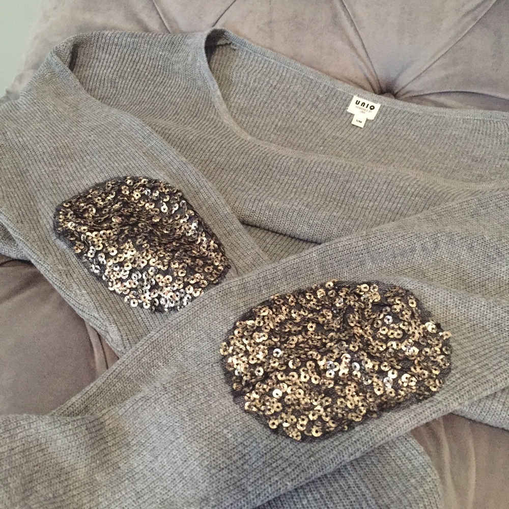 Tobi Lightweight Gray Sweater w/ Sequin Elbows