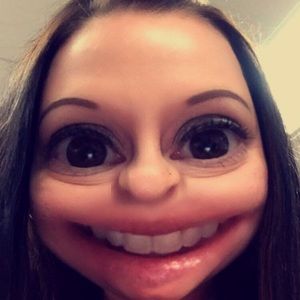 Meet your Posher, Leslie