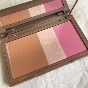 Urban Decay Naked Flushed Native